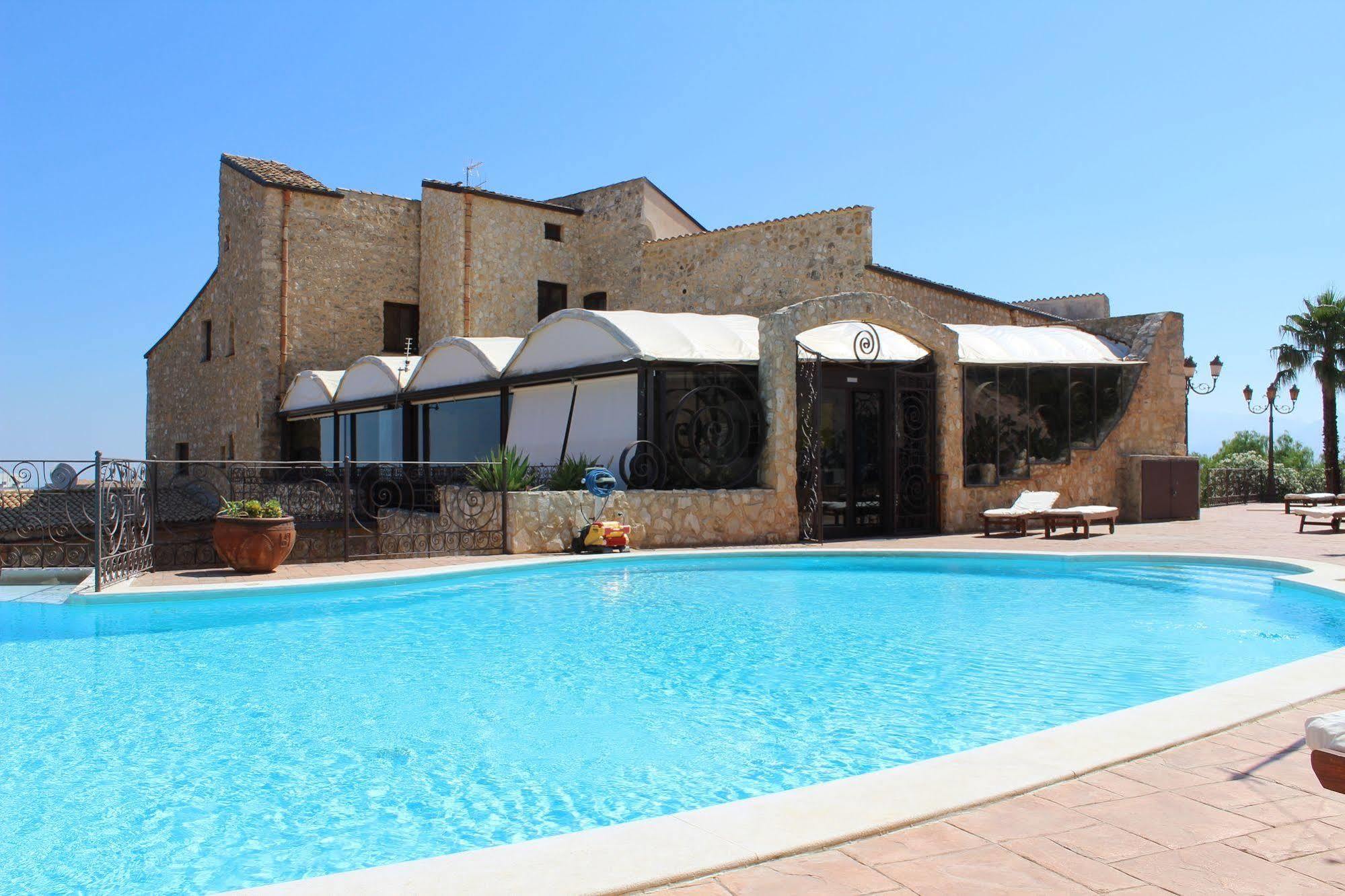 Vittoria 4* Alcamo